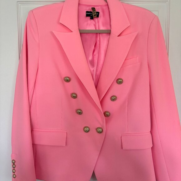Generation Love Delilah Crepe Blazer in Cotton Candy Pink - Picture 3 of 5
